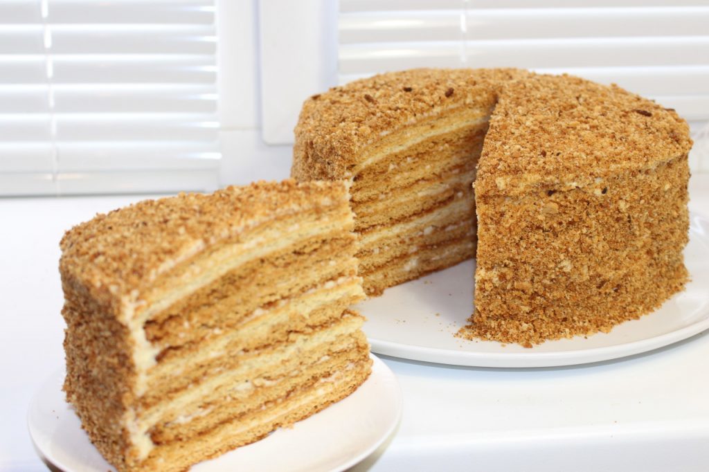 9 рецептов отличных тортов, вкус которых многие помнят с детства